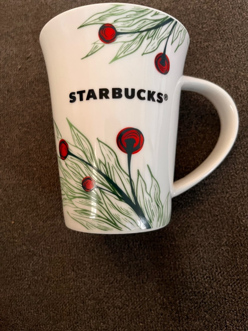 Starbucks Holly Berry Pine ceramic mug the 2020 Christmas edition 10oz